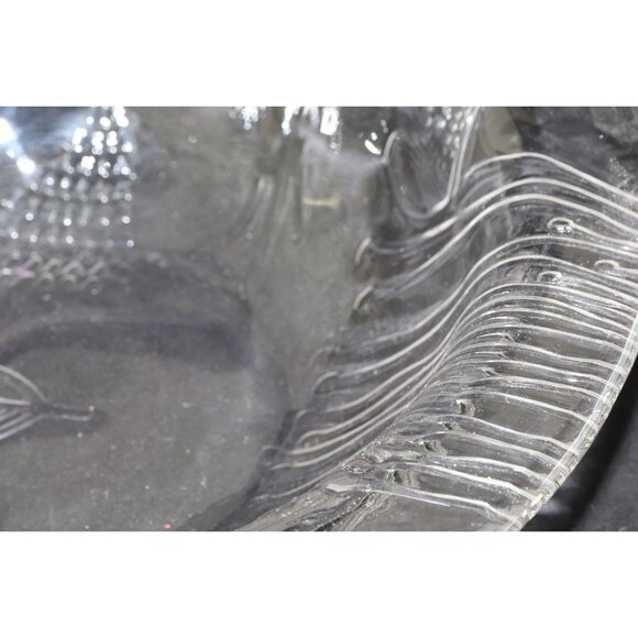Vintage 1980's Two Piece Serving Set Platter & Bowl Clear Glass Cat Fish Leaf - Picture 8 of 10